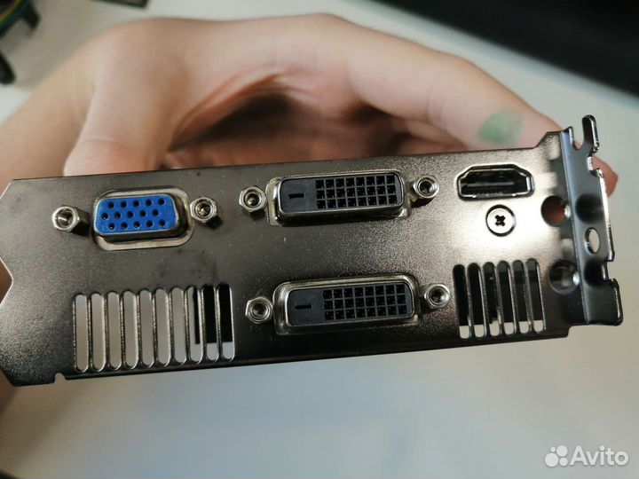 Видеокарта GE-force GT740