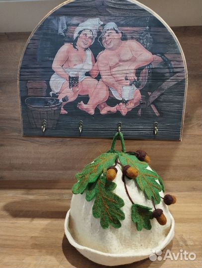 Вешалка в баню