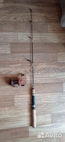 Удочка зимняя,на хищную рыбу