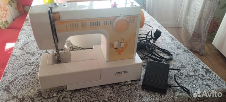 Швейная машина Veritas Rubina 20