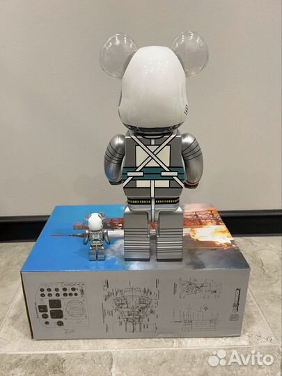 Фигурка bearbrick астронавт nasa