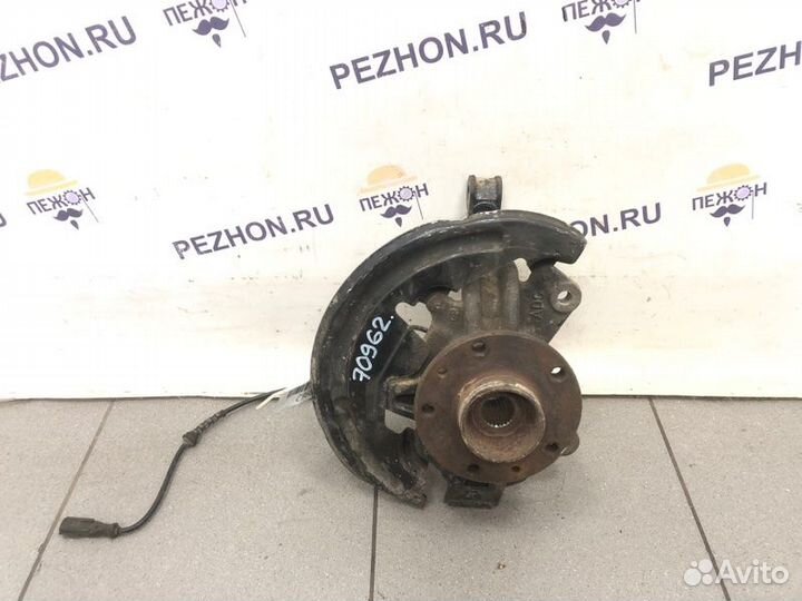 Кулак поворотный передний правый Renault Fluence