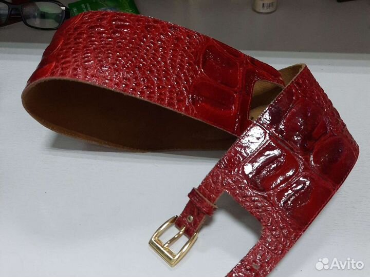 Лаковый кожаный итальянский ремень