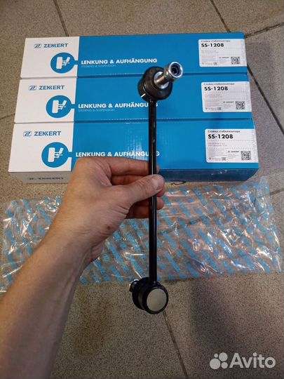 Стойка стабилизатора VW Multivan Transporter T5 T6