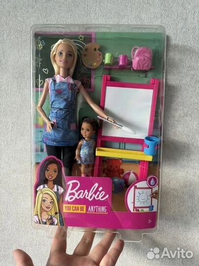 Barbie Кем быть Учитель рисования Блондинка GJM29