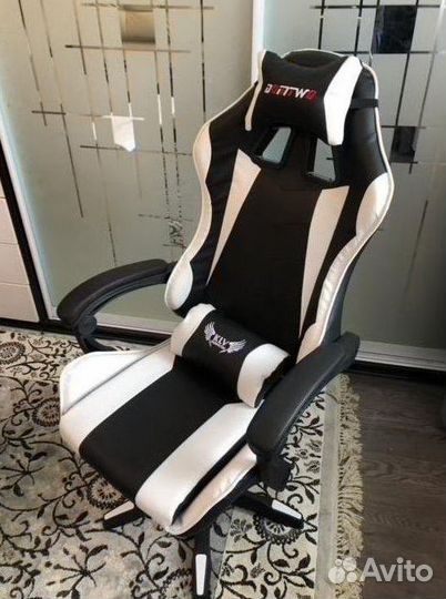 Офисное кресло (геймерское). Кресло для директора