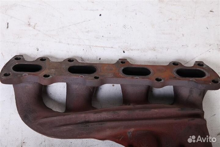 Коллектор выпускной Mercedes-Benz Vito W638 1996