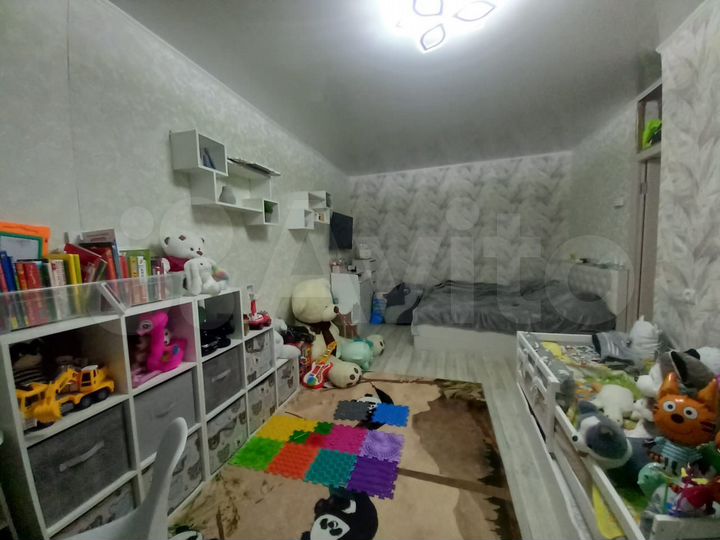 2-к. квартира, 56,5 м², 2/4 эт.