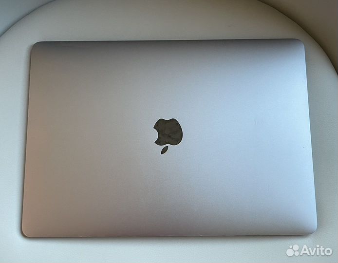 Macbook pro 2017 (новый аккум)