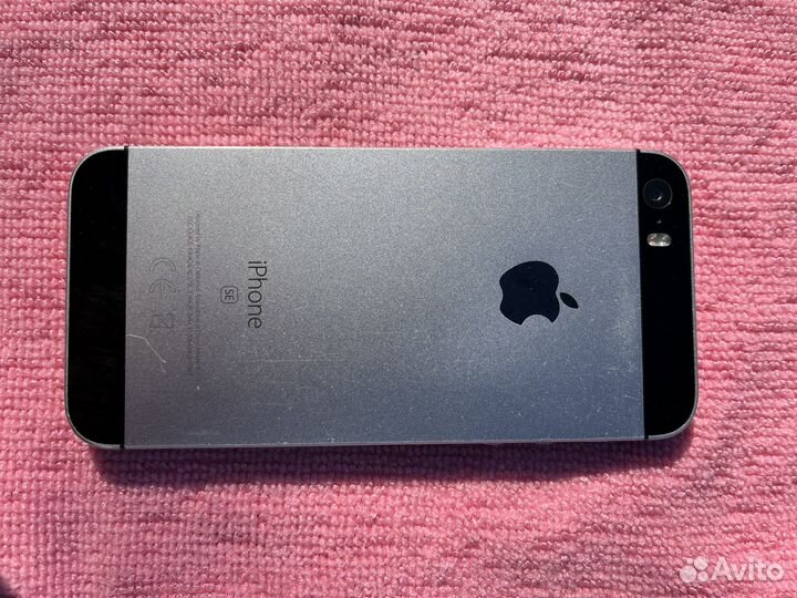 iPhone SE, 128 ГБ