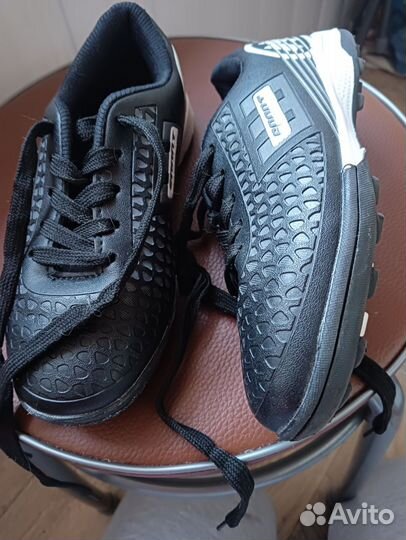 Футбольные бутсы для зала детские