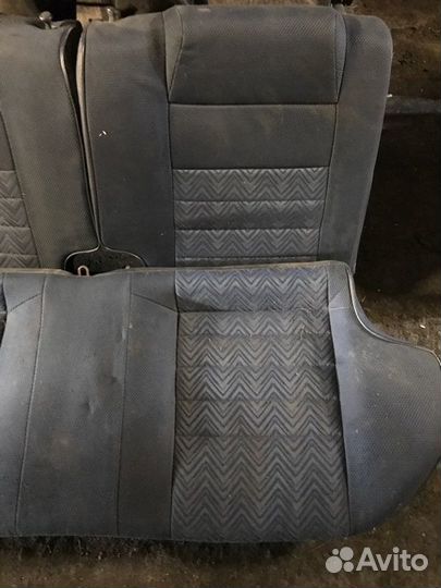 Сиденья комплект Toyota Sprinter Carib AE95G 4AFE