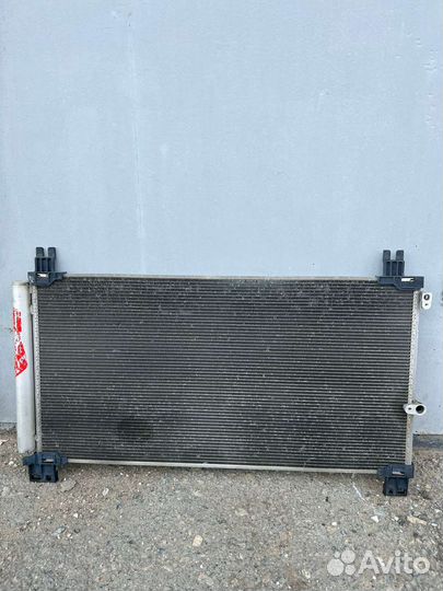 Радиатор кондиционера для Toyota voxy