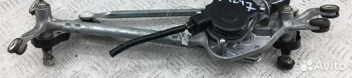 Моторчик стеклоочистителя передний Honda HR-V