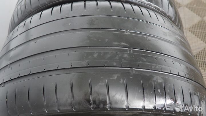 Pirelli P Zero 275/35 R22 и 315/30 R22