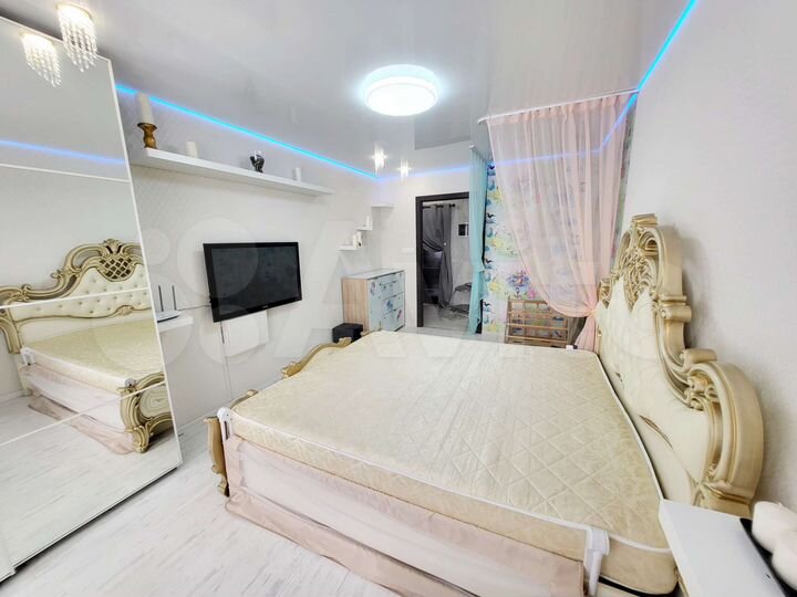 1-к. квартира, 52 м², 16/18 эт.