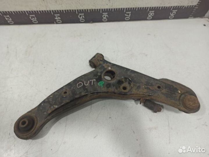 Рычаг передний левый нижний