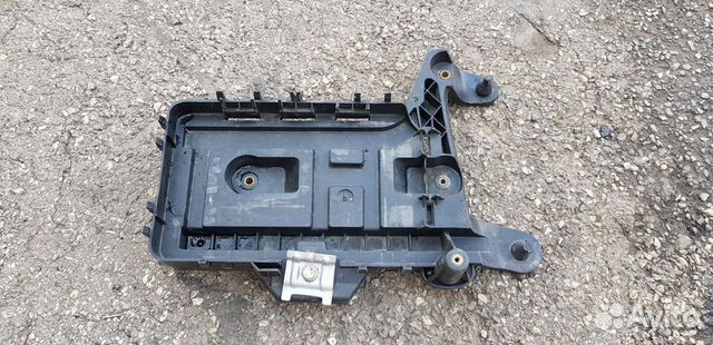 Audi A3 8p Площадка под акб