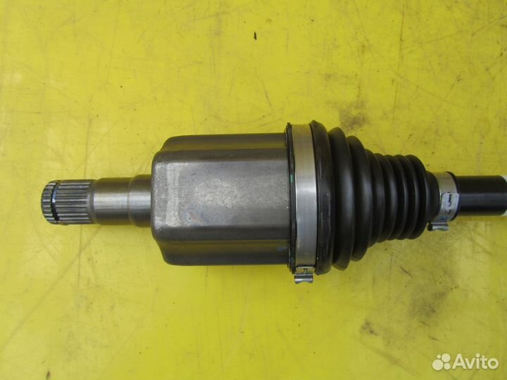 Привод левый передний Volkswagen Polo