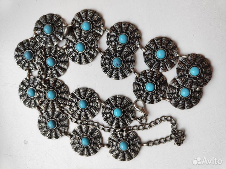 Клипсы, бусы, броши, винтаж