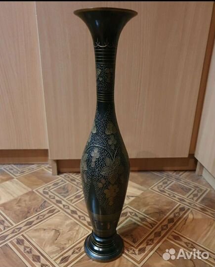 Ваза металлическая Индия