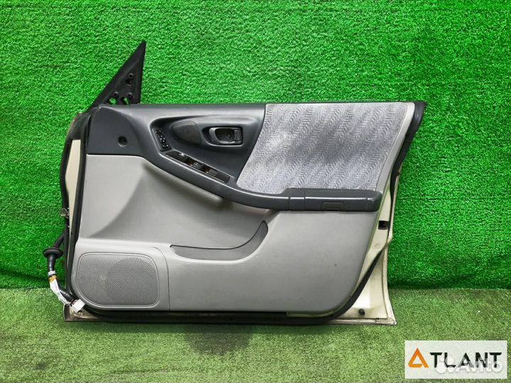 Дверь боковая передний правый subaru forester