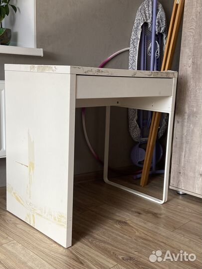 Письменный стол IKEA белый