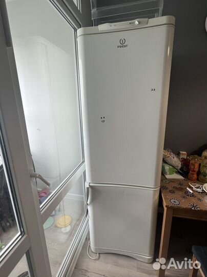 Холодильник