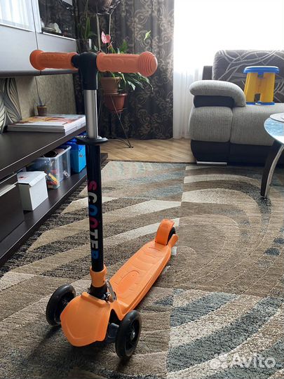 Самокат детский трехколесный