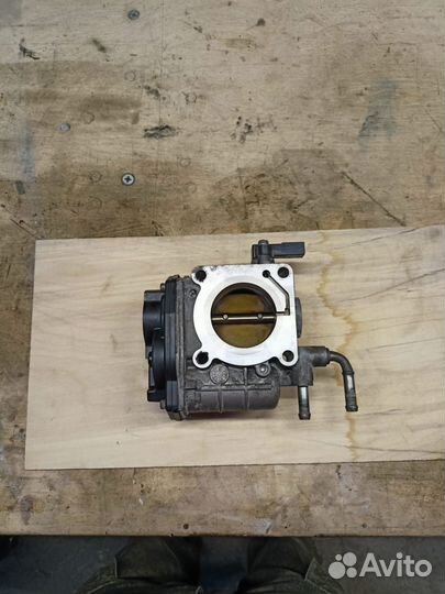 Дроссельная заслонка Subaru