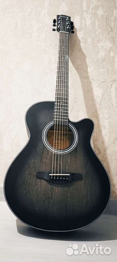 Акустическая гитара