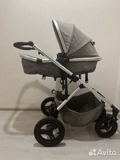 Коляска для малыша с рождения и до 3 лет