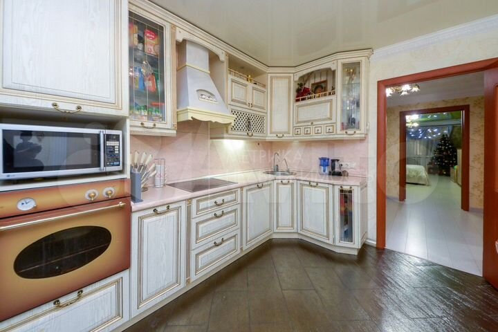 3-к. квартира, 91 м², 1/12 эт.