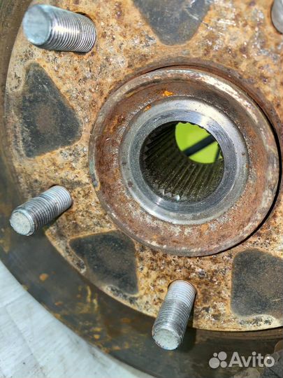 Поворотный кулак Nissan X-Trail T-31 T31