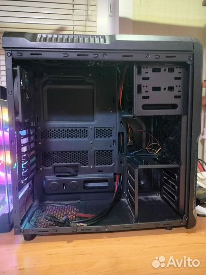 Корпус для пк zalman z3