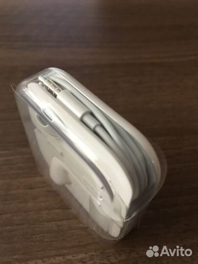 Наушники earpods