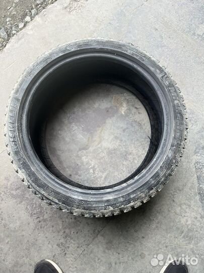 Резина R 18 зимняя Michelin 235/40