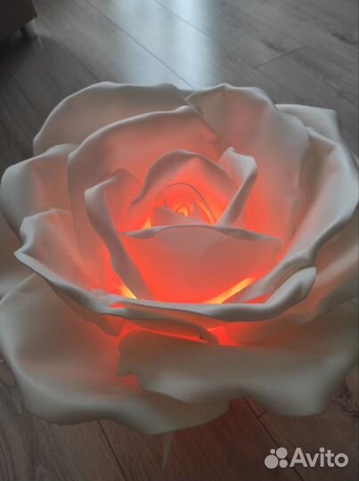 Светильник роза из изолона