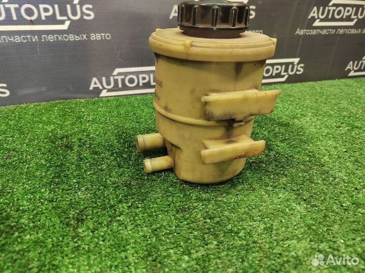 Бачок гур Renault Logan 1.6 2004-2016