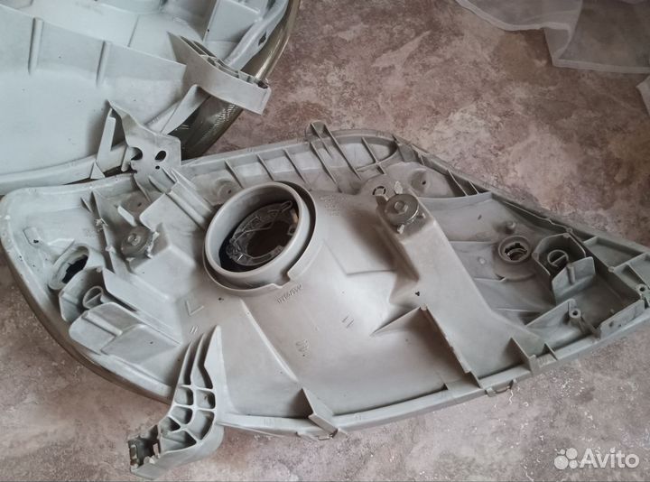 Оптика передняя toyota Corolla120