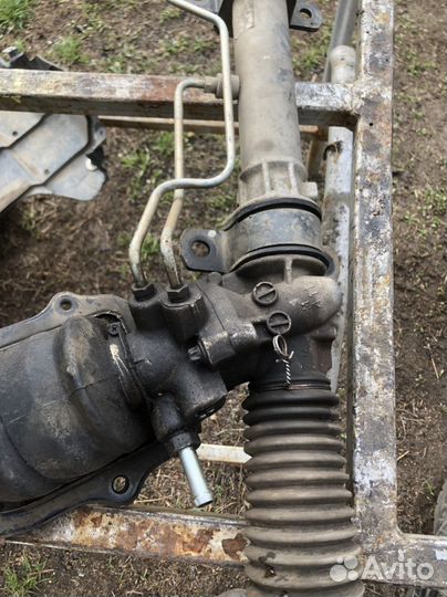 Рулевая рейка nissan march k11