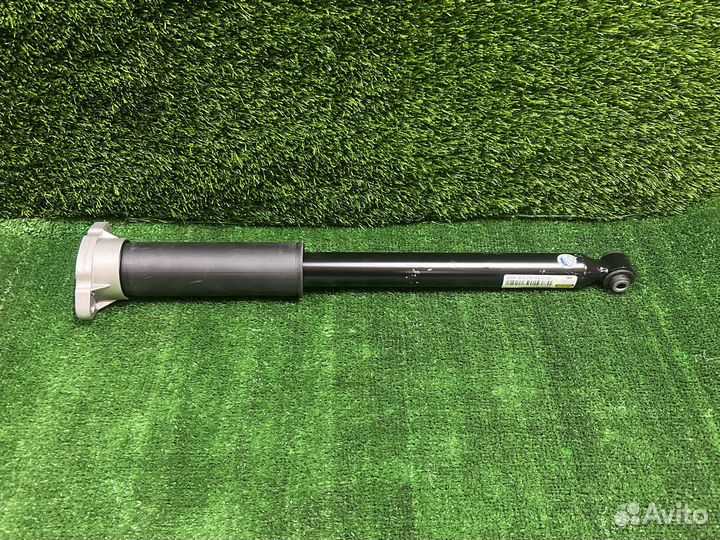 Амортизатор задний на Mersedes w205 c205