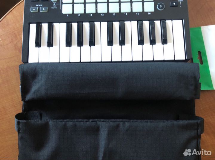 Novation launchkey mini миди + чехол