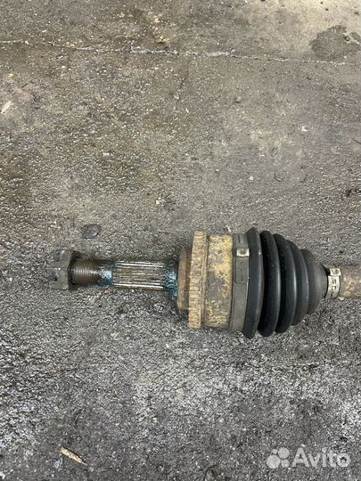 Привод правый Nissan Primera P12 02г. 1.8 QG18