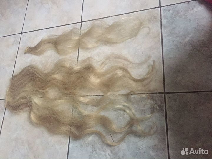 Волосы на заколках