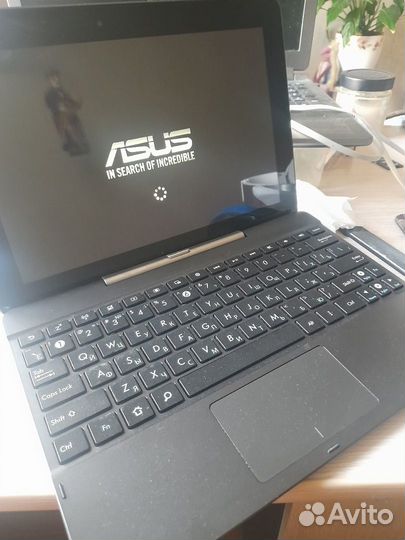 Планшет Asus TF103 с проблемой + док-станция