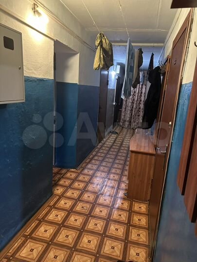 Комната 11 м² в 5-к., 1/3 эт.