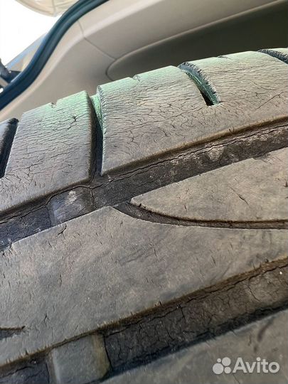 Bridgestone Dueler H/P Sport 235/55 R17 99V