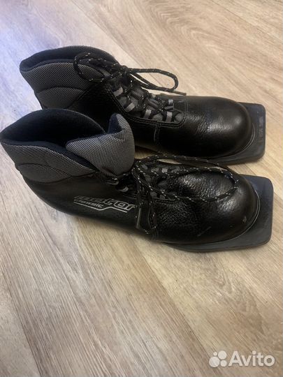 Лыжные ботинки motor classic