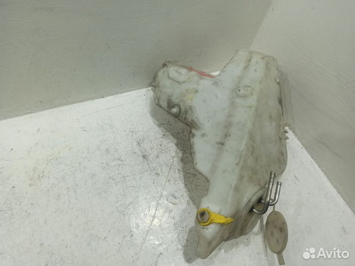 Бачок омывателя A1688690320